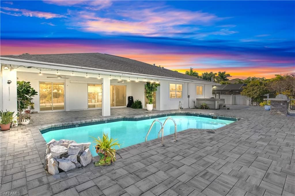 3446 Pinetree Dr, Saint James City, FL 33956 Photo