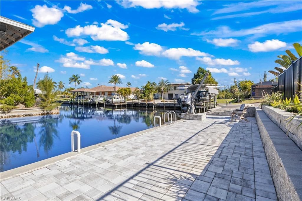 3446 Pinetree Dr, Saint James City, FL 33956 Photo