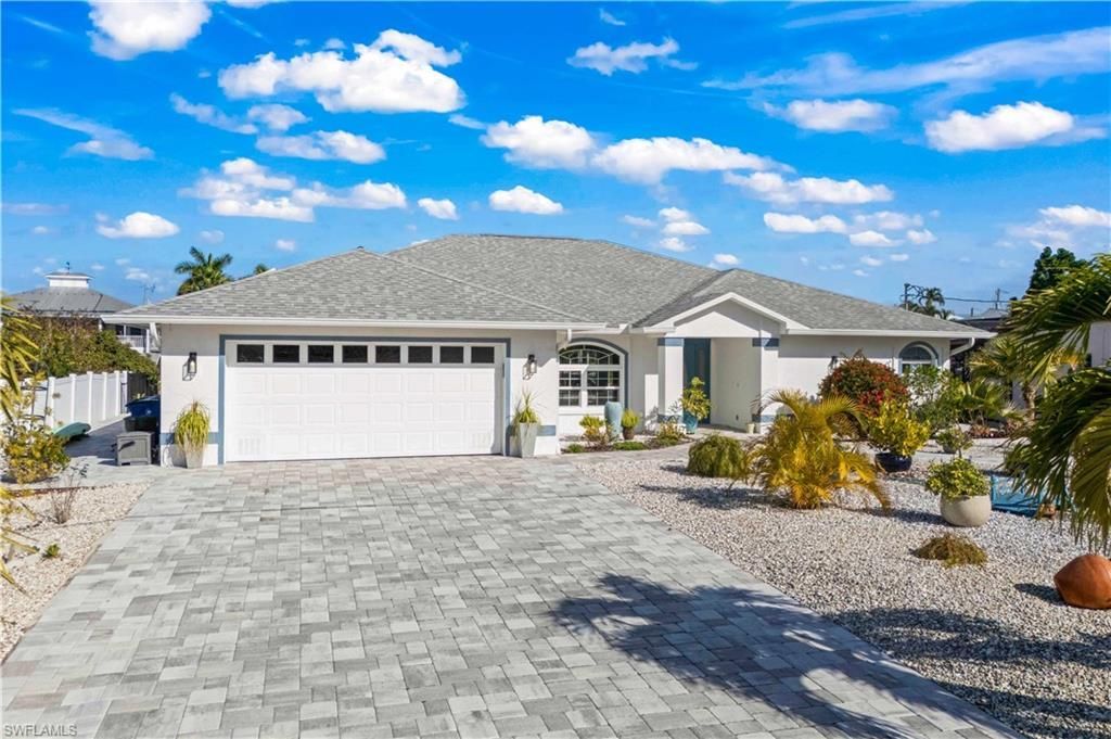 3446 Pinetree Dr, Saint James City, FL 33956 Photo