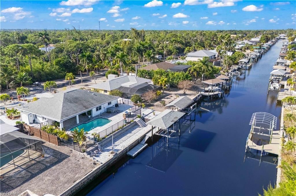 3446 Pinetree Dr, Saint James City, FL 33956 Photo