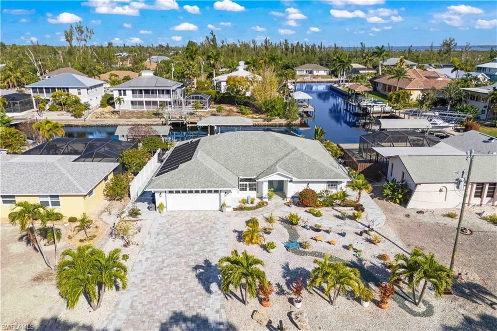 3446 Pinetree Dr, Saint James City, FL 33956 Photo