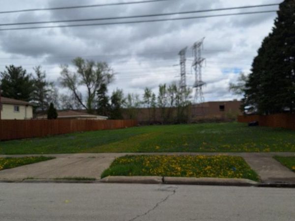 890 North Avenue, Des Plaines, IL 60016