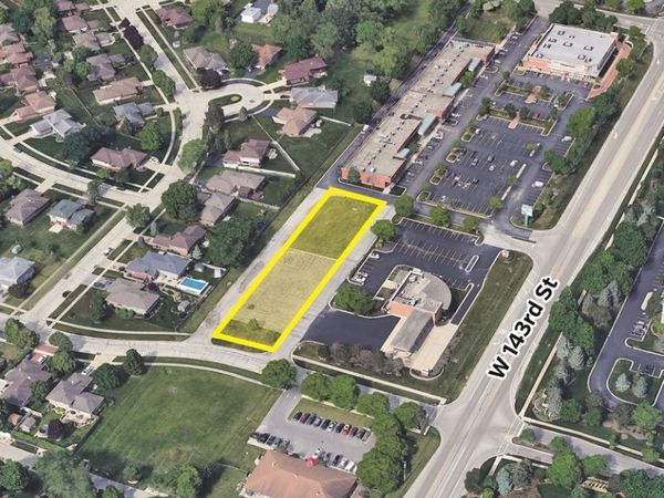 14328 Pinewood Drive, Orland Park, IL 60467