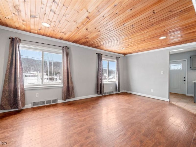 8764 W Clay Street, Mineral City, OH 44656 Photo 6