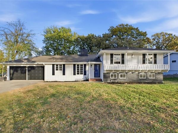 3209 S Norton Avenue, Independence, MO 64052