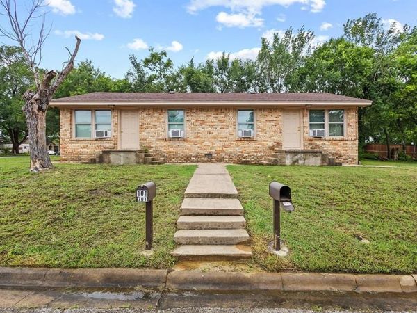 701 W Hull Street, Unit 101-2, Denison, TX 75020
