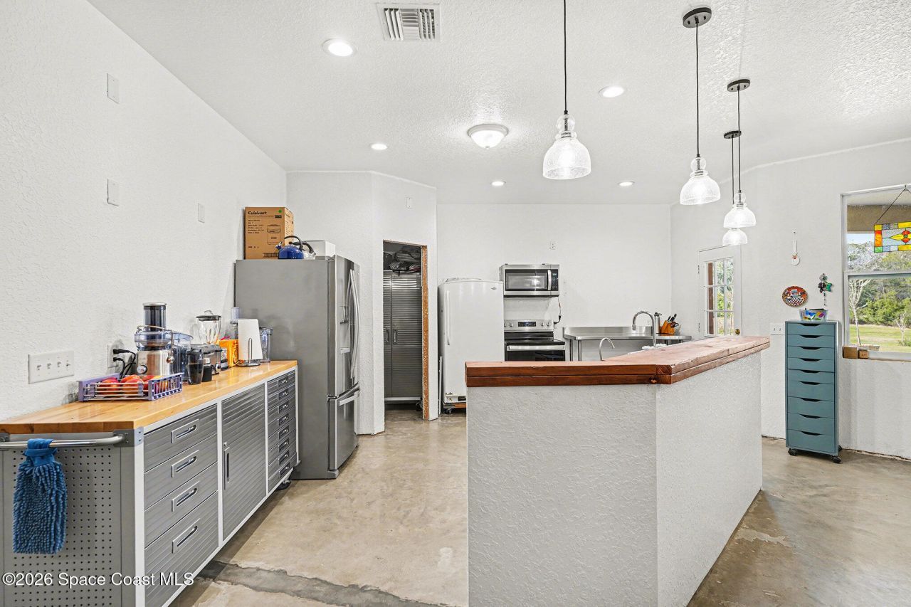 4960 Dixie Way, Mims, FL 32754 Photo