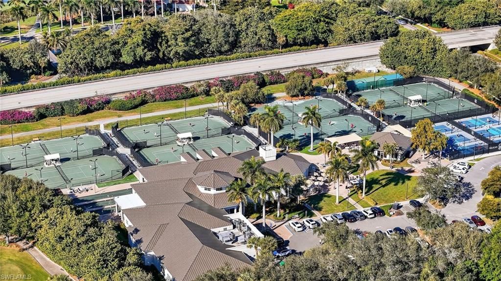 1867 Seville Blvd, Unit 422, Naples, FL 34109 Photo