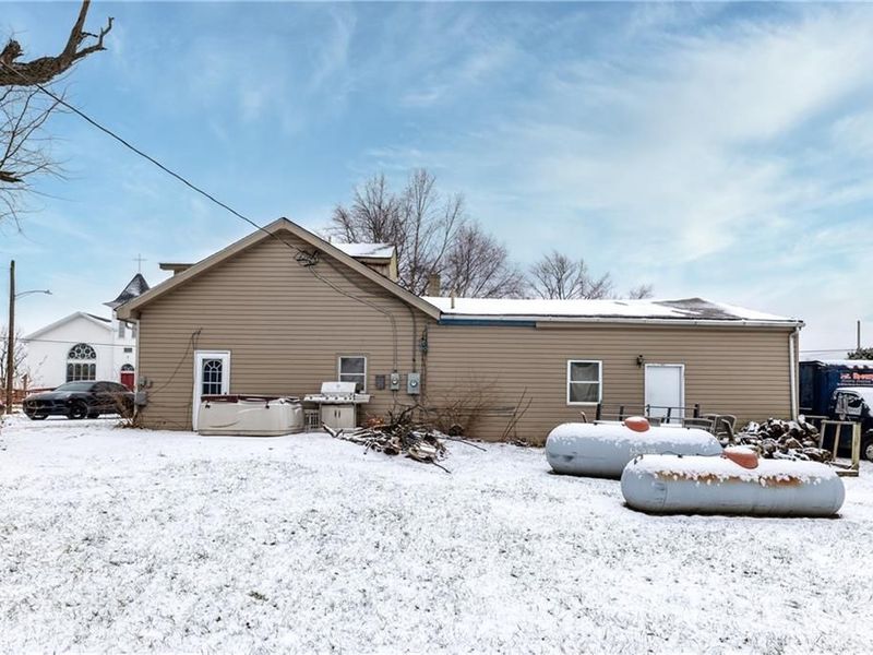 8570 S 1st Street, Bethel Township, OH 45371 Photo 6