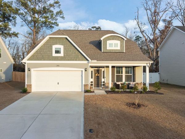 1812 Stackhouse Drive, Fayetteville, NC 28314