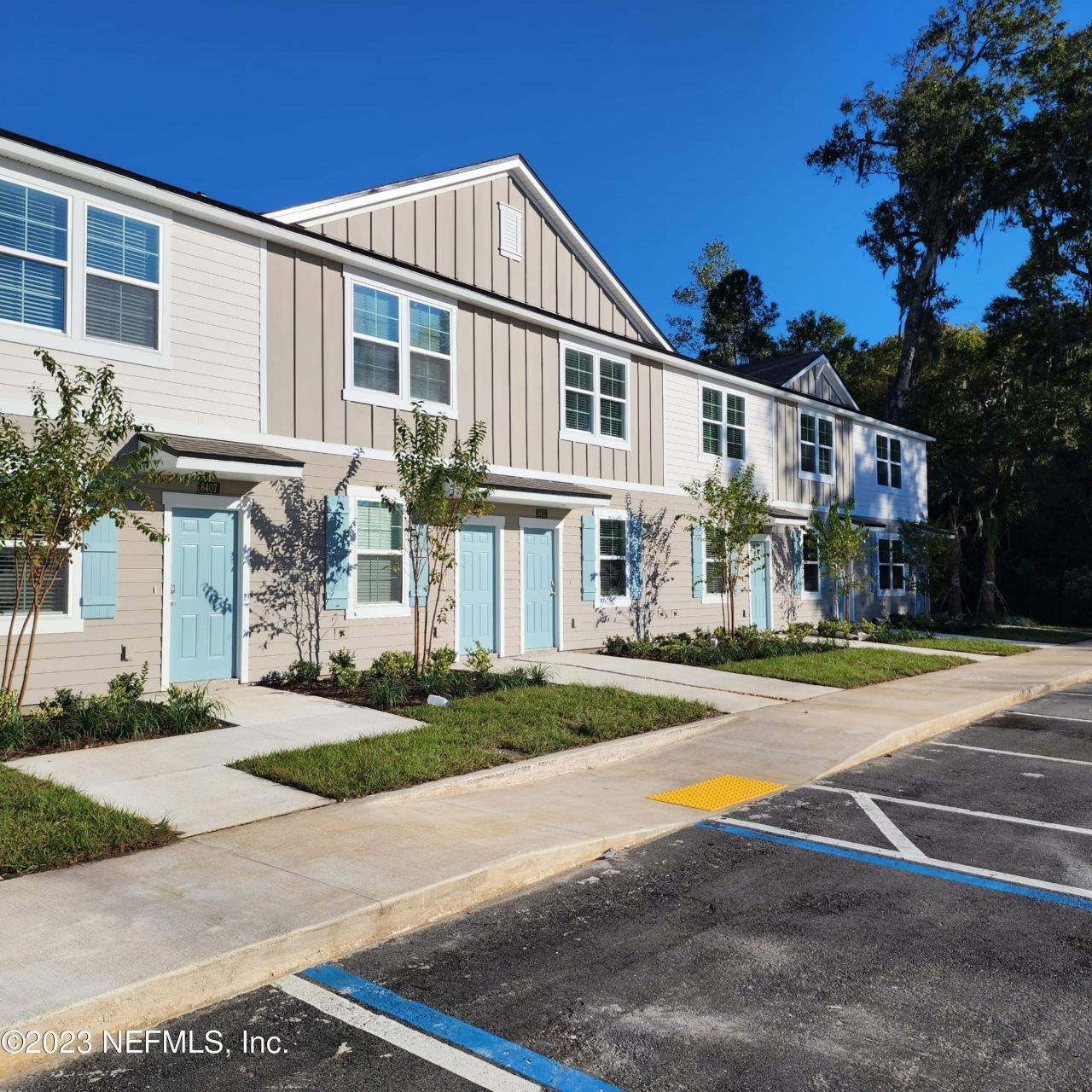 8409 Zenith Circle, Jacksonville, FL 32256 Main Photo