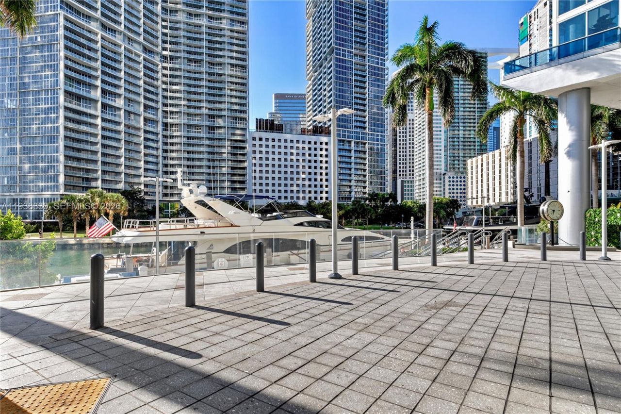 200 Biscayne Boulevard Way, Unit 503, Miami, FL 33131 Photo