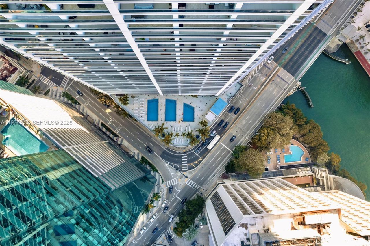 200 Biscayne Boulevard Way, Unit 503, Miami, FL 33131 Photo