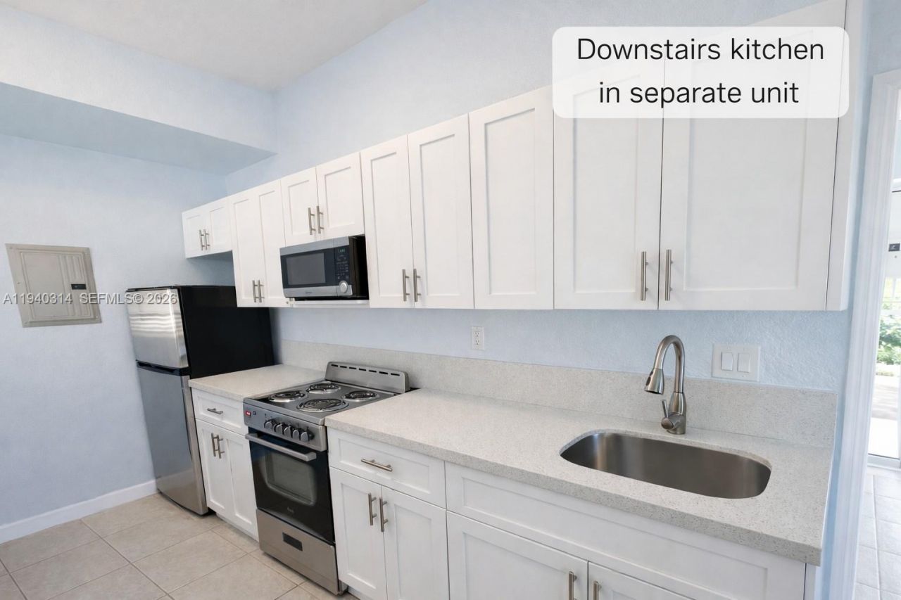 335 Bayview Ave, Key Largo, FL 33037 Photo