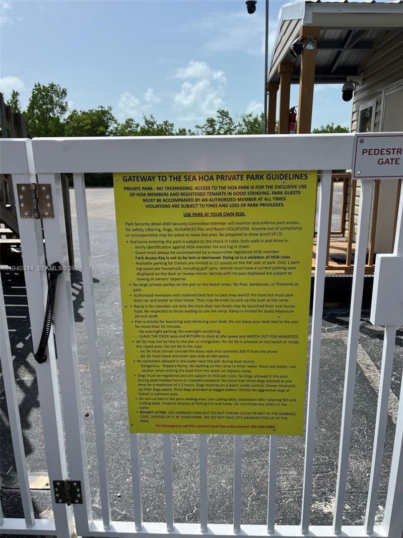 335 Bayview Ave, Key Largo, FL 33037 Photo