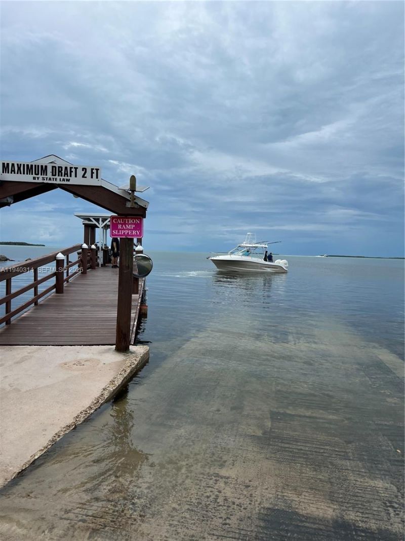 335 Bayview Ave, Key Largo, FL 33037 Photo