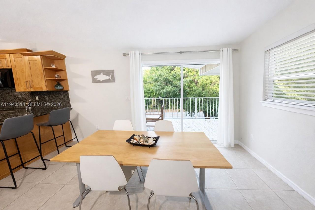 335 Bayview Ave, Key Largo, FL 33037 Photo