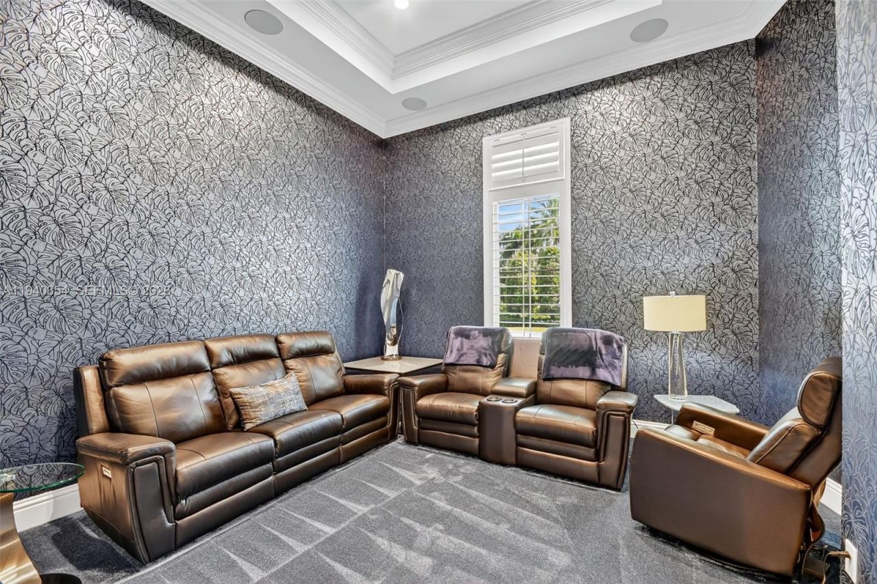 642 Hermitage Cir, Palm Beach Gardens, FL 33410 Photo