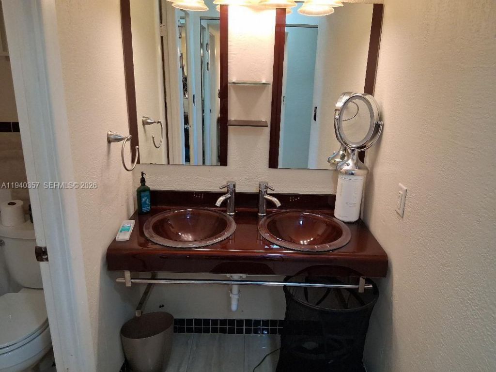 1400 Saint Charles Pl, Unit 524, Pembroke Pines, FL 33026 Photo