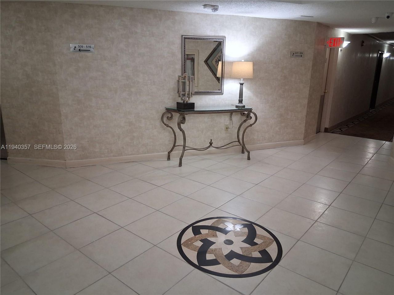 1400 Saint Charles Pl, Unit 524, Pembroke Pines, FL 33026 Photo