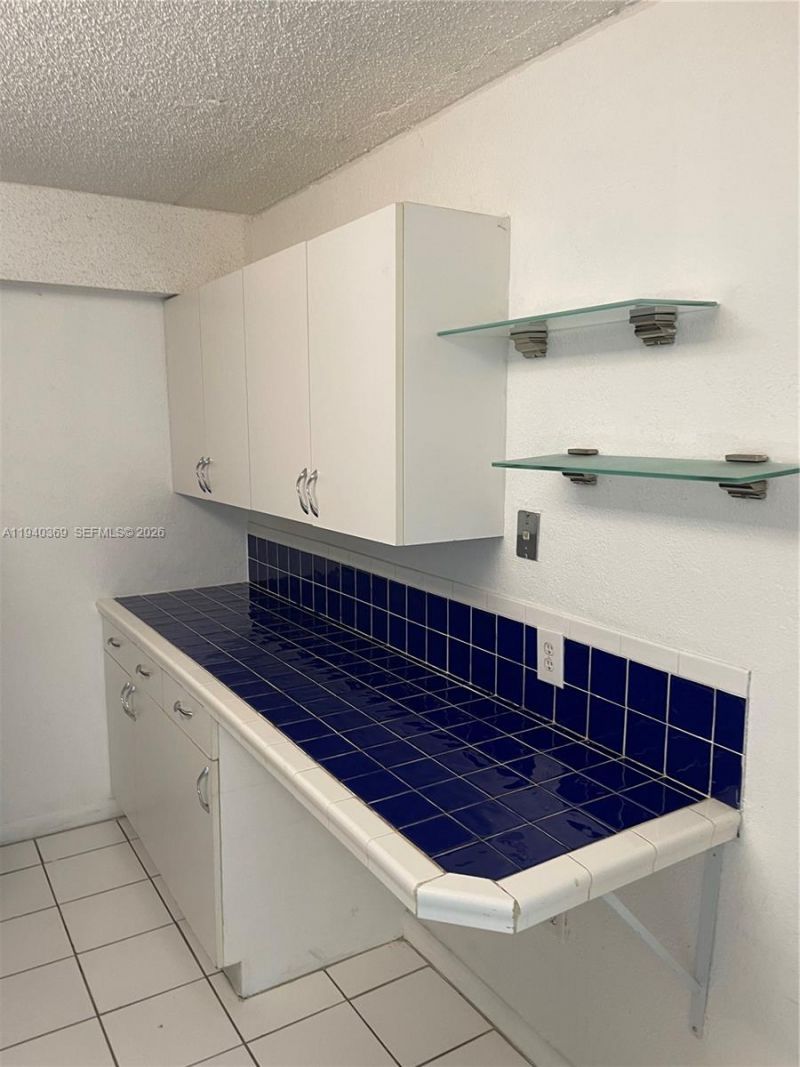 1251 NE 108th St, Unit 811, Miami, FL 33161 Photo