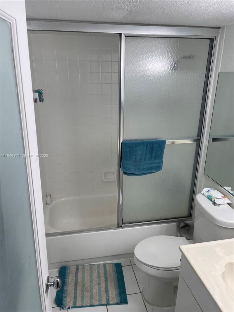 1251 NE 108th St, Unit 811, Miami, FL 33161 Photo