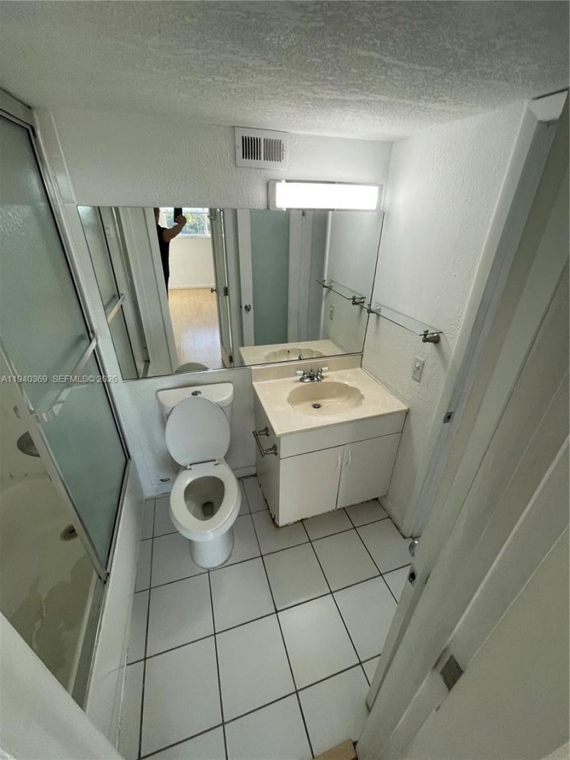 1251 NE 108th St, Unit 811, Miami, FL 33161 Photo