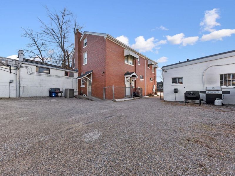 6758 Bramble Avenue, Cincinnati, OH 45227 Photo 57