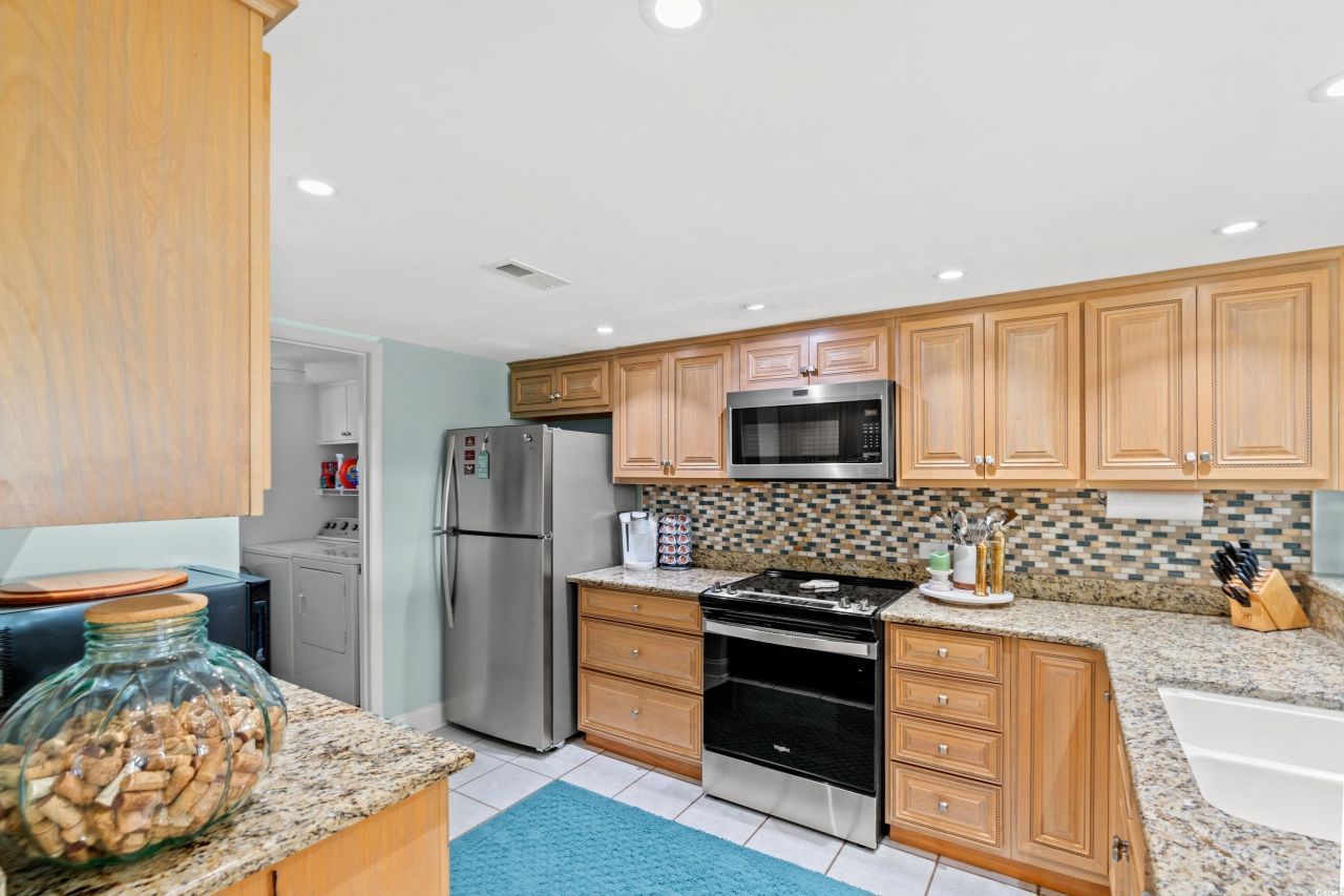 4440 Nassau Ct. Photo 9