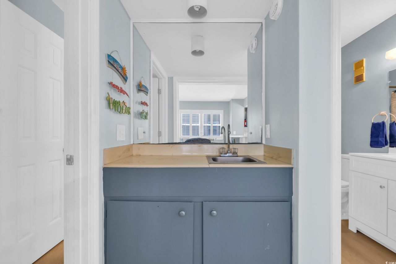 1011 S Ocean Blvd. Photo 16