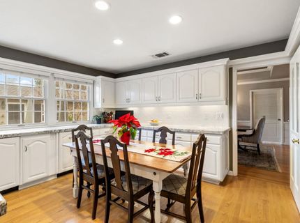 401 Lawson Way, Sacramento, CA 95864 Photo