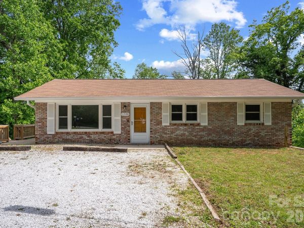2338 Greater Druid Hills Boulevard, Hendersonville, NC 28791