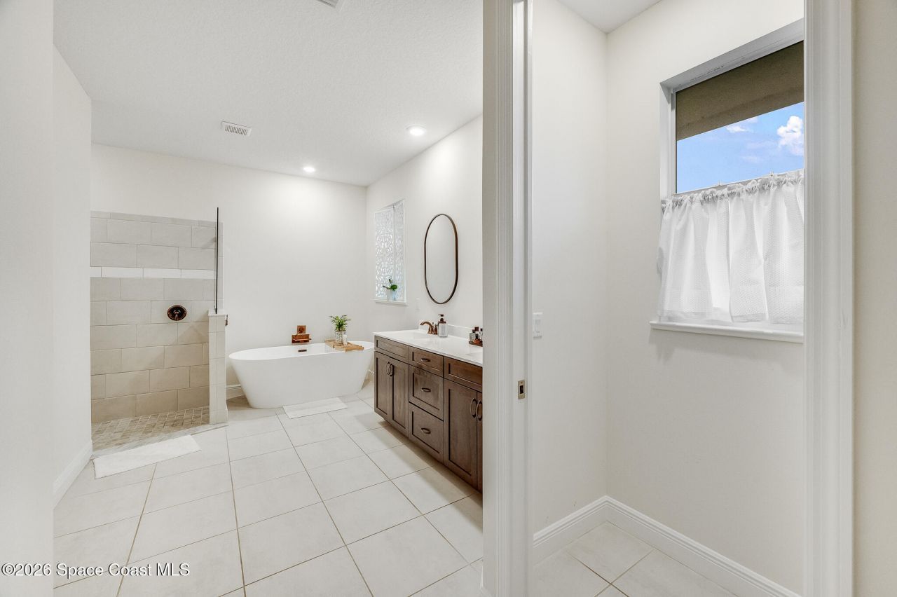 718 Yearling Trail, Sebastian, FL 32958 Photo