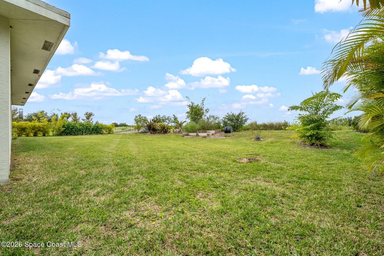 718 Yearling Trail, Sebastian, FL 32958 Photo