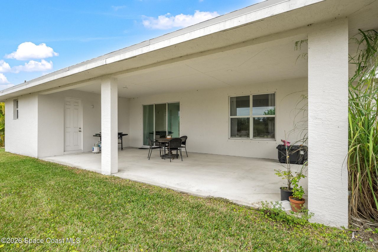 718 Yearling Trail, Sebastian, FL 32958 Photo