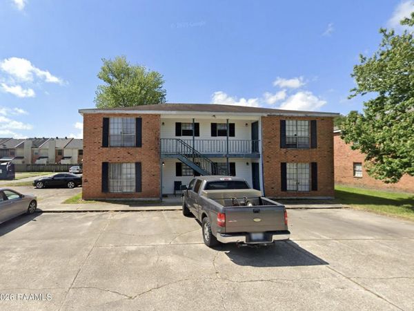 110 Hummingbird Lane, Lafayette, LA 70506