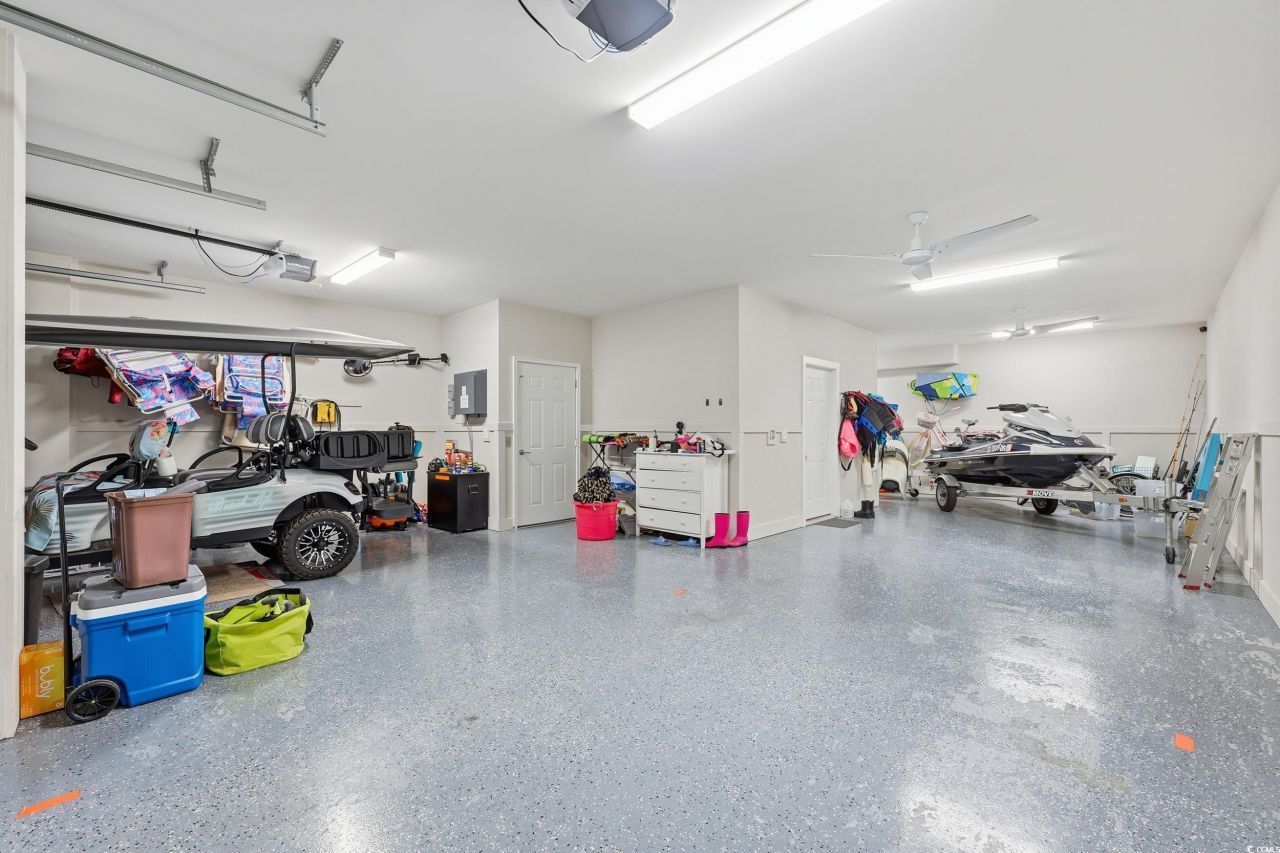 236 Gloucester Way Photo 25