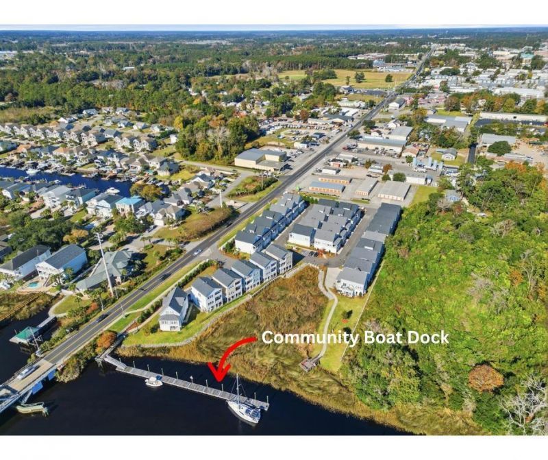 236 Gloucester Way Photo 29