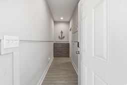 236 Gloucester Way photo 4