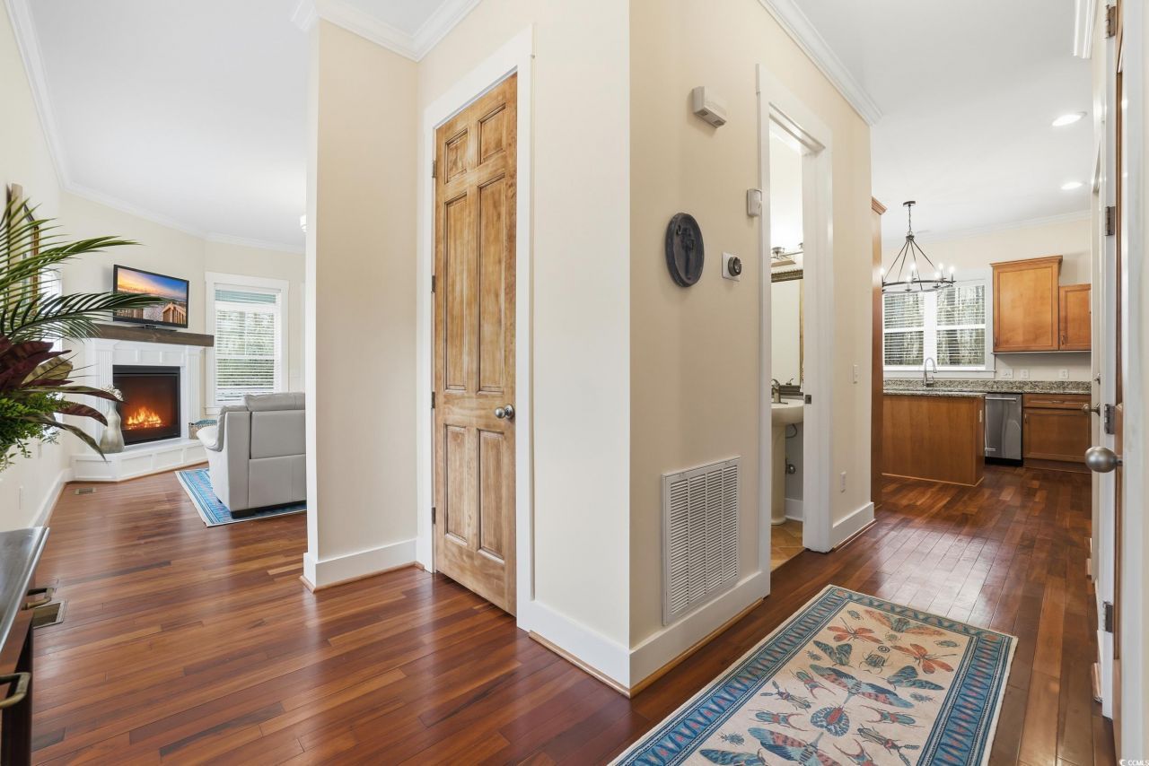 49 Schooner Ct. Photo 7