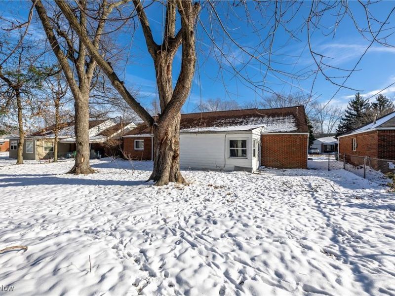 670 Hemlock Drive, Euclid, OH 44132 Photo 32