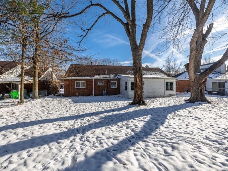 670 Hemlock Drive, Euclid, OH 44132 Photo 33