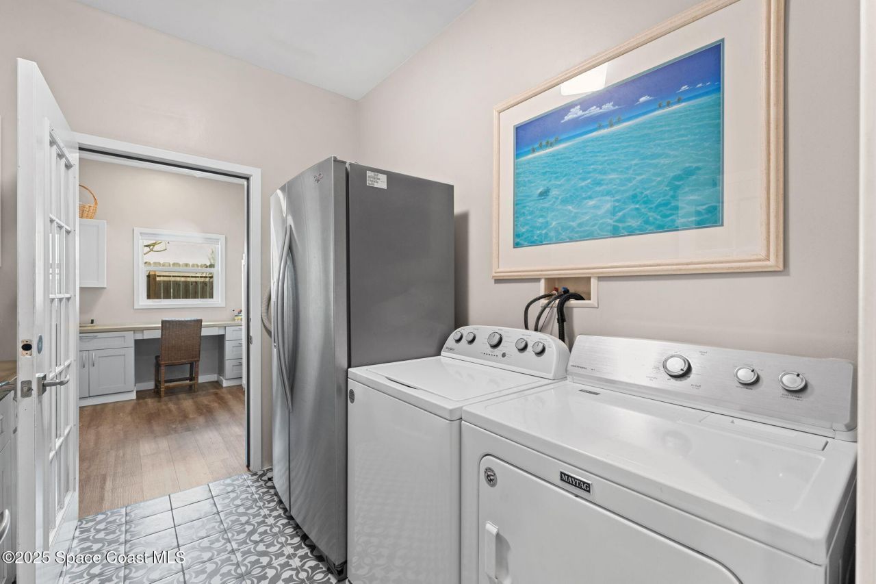 659 S Atlantic Avenue, Cocoa Beach, FL 32931 Photo