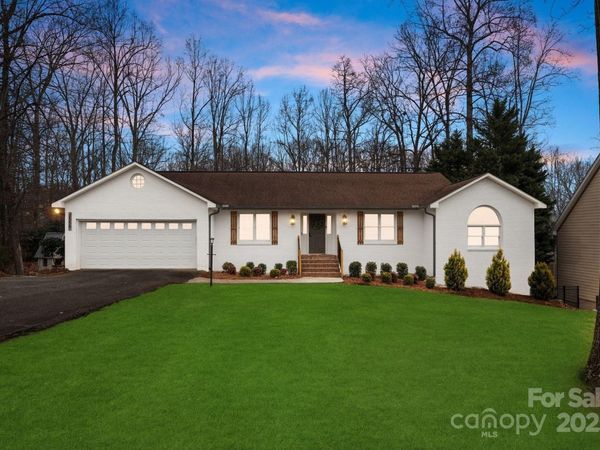 2550 Green Point Lane, Denver, NC 28037