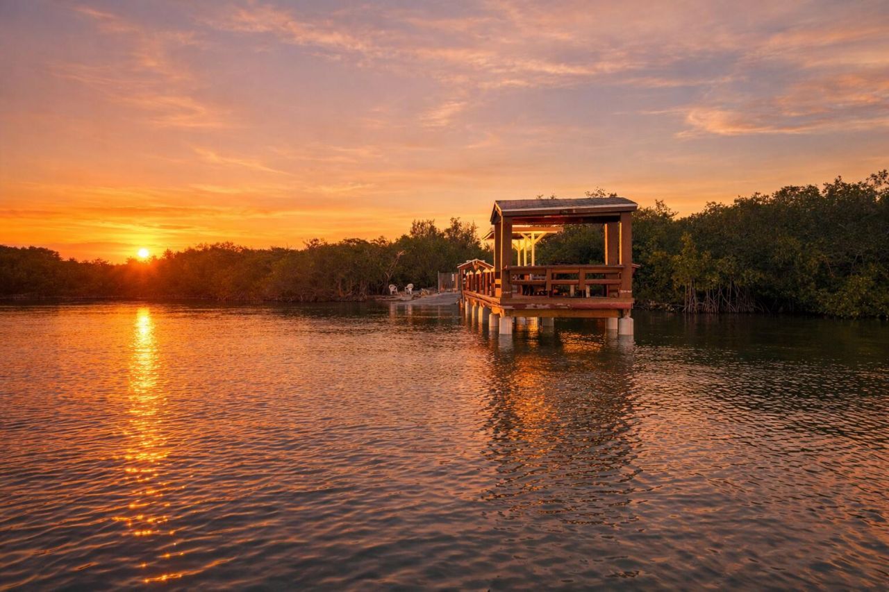 335 Bayview Avenue, Key Largo, FL 33037 Photo