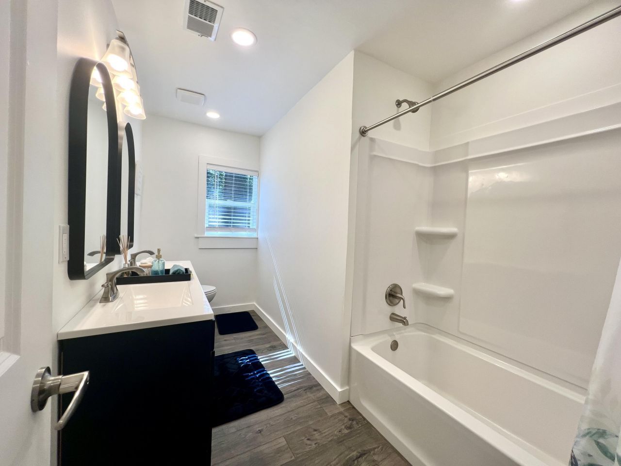 1429 Alma Street Photo 23