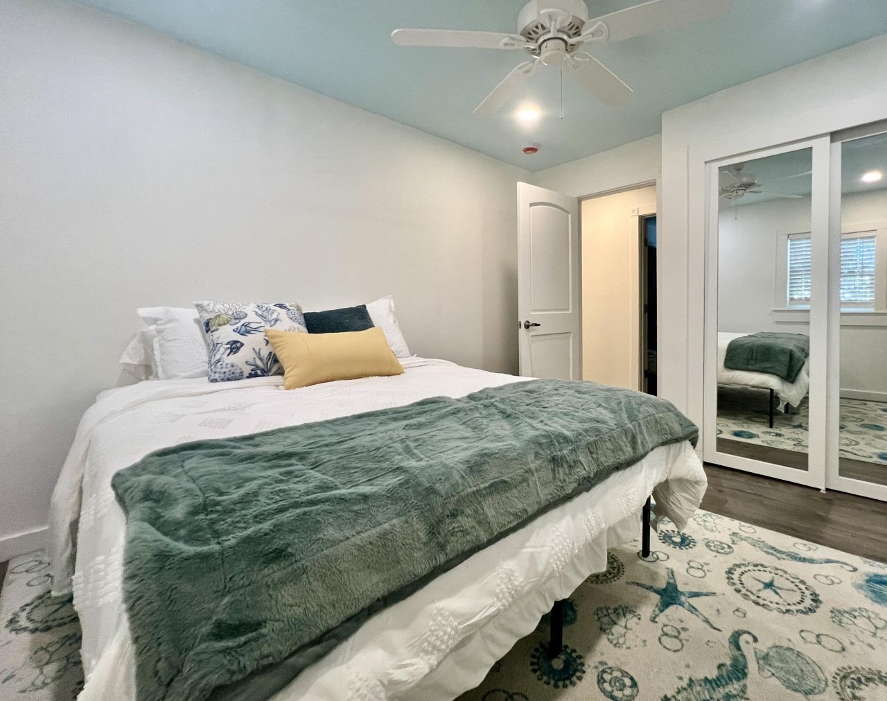 1429 Alma Street Photo 28