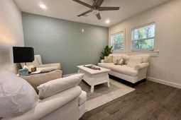 1429 Alma Street photo 4