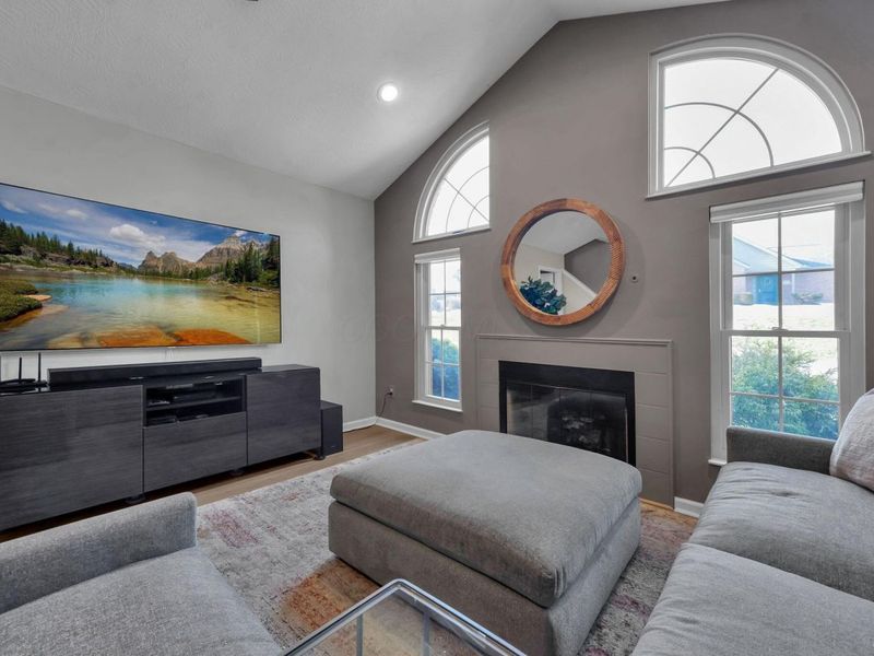 913 White Willow Lane, Columbus, OH 43235 Photo 10