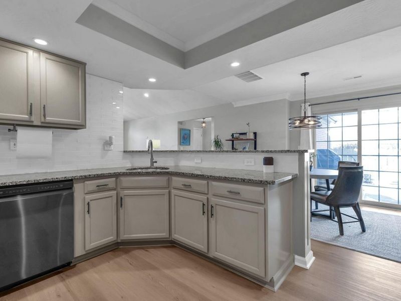 913 White Willow Lane, Columbus, OH 43235 Photo 13